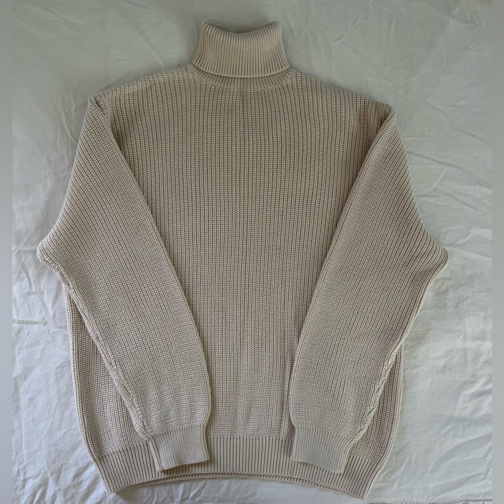 Knit turtleneck